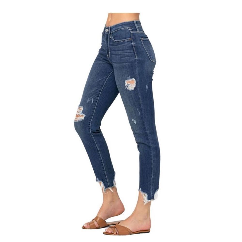 Judy Blue straight slim fit distressed jeans 13 31